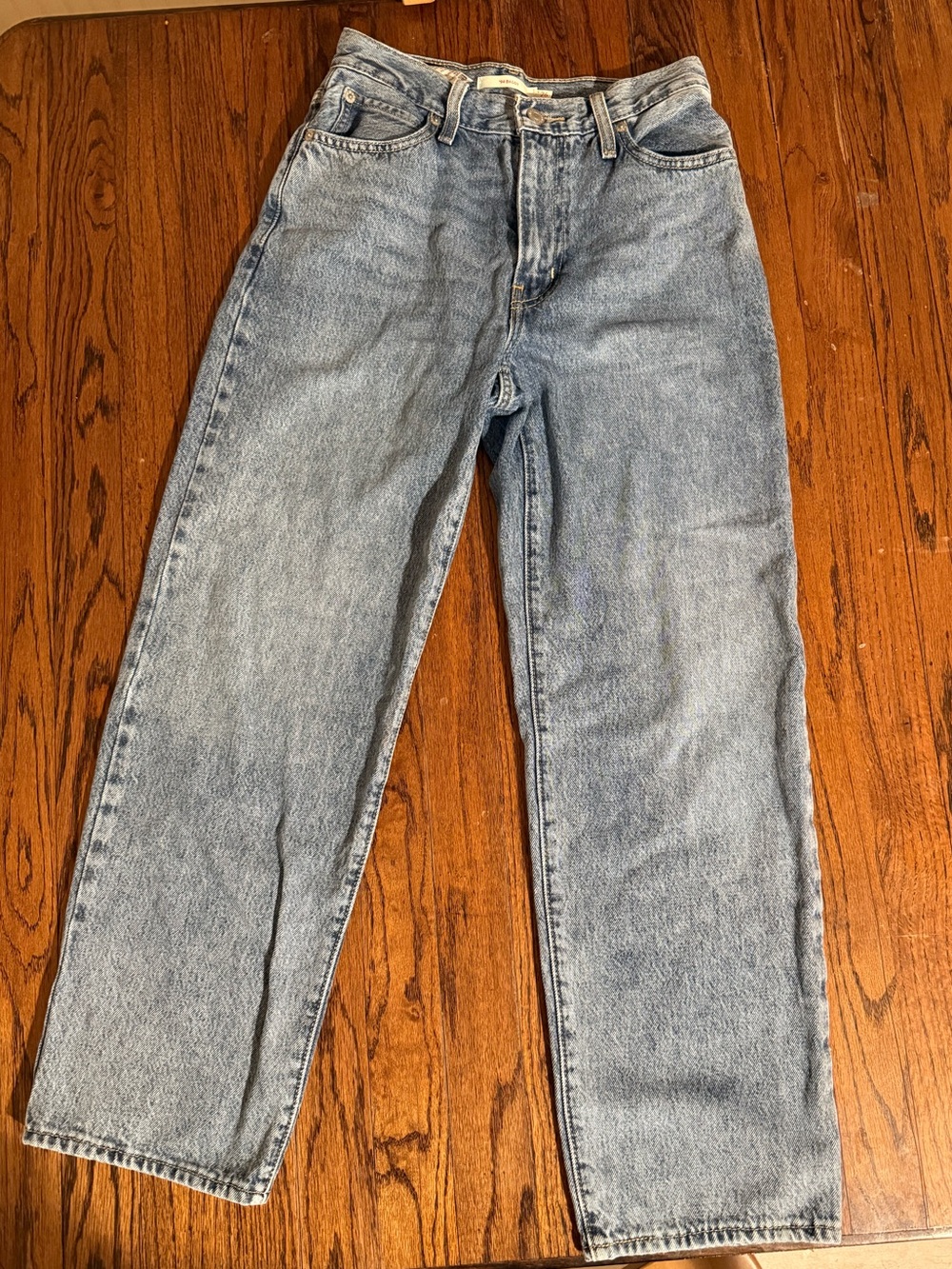 Women’s 94 Baggy Levi’s Jeans in Light Blue Wash
